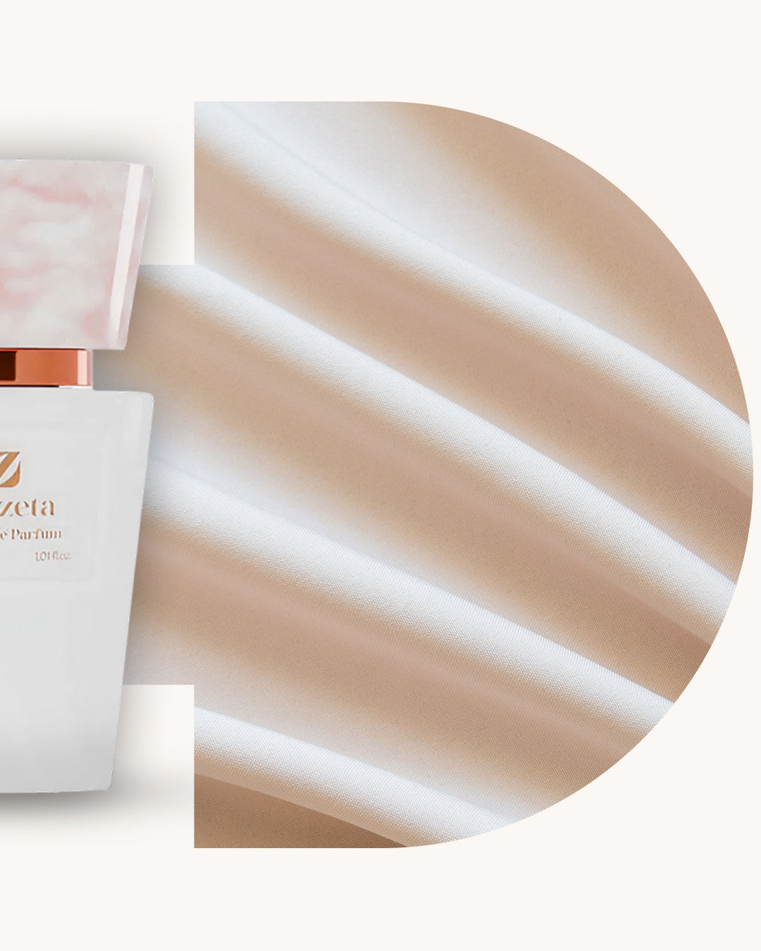 Detailansicht des Chogan 024 Extrait de Parfum, linker weisser Flakon mit rosé marmorierter Kappe, rechts beige-silbriger Hintergrund mit Satinstruktur, Duftfamilie ähnlich Chanel N°5.