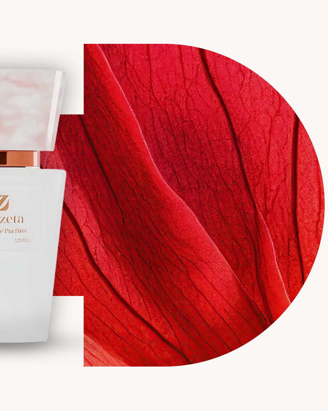 Detailansicht des Chogan 026 Extrait de Parfum, linker weisser Flakon mit rosé marmorierter Kappe, rechts roter Hintergrund mit feiner Blütenblattstruktur, Duftfamilie ähnlich Flower by Kenzo.
