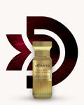 Chogan 106 Extrait de Parfum, goldfarbener gerippter Parfumflakon mit eckiger Kappe, mittig vor dunkelrot-schwarzem D-förmigem Hintergrund mit strukturierter Oberfläche, Duftfamilie ähnlich Fucking Fabulous.