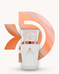 Chogan 115 Extrait de Parfum, weisser Flakon mit rosa marmorierter Verschlusskappe vor lachs-orangefarbenem D-förmigem Hintergrund mit sanften Verläufen, Duftfamilie ähnlich Idole.