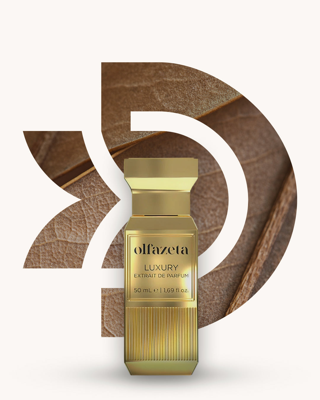 Chogan 117 Extrait de Parfum, goldfarbener gerippter Flakon mit eckiger Kappe vor braunem D-förmigem Hintergrund mit Tabakblattstruktur, Duftfamilie ähnlich Tobacco Vanille.